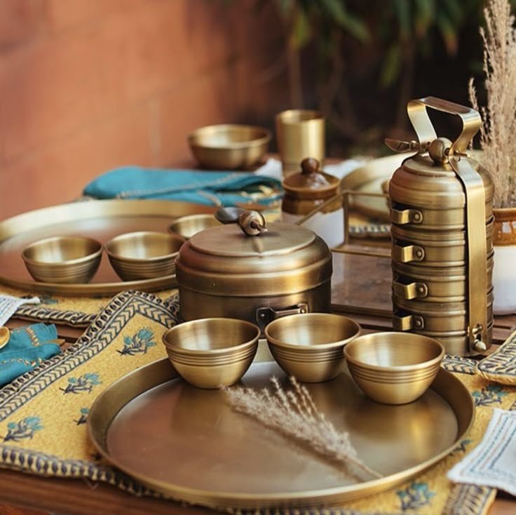 Metal Bartan / धातु के बर्तन